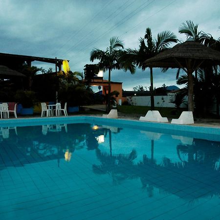 Hotel Marina Clube De Pesca Cananeia Exterior photo